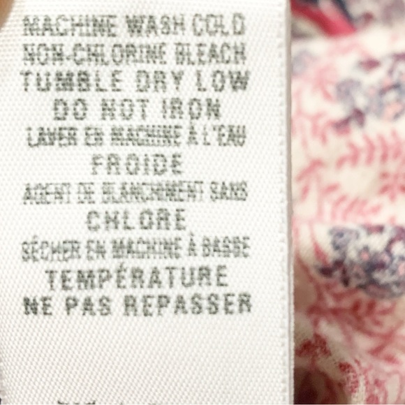 Lucky Brand Floral Print Three Quarter Sleeve Button Front Scoop Neck Blouse
🩷💙 - Picture 10 of 11